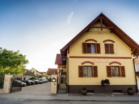 Bock Hotel Ermitage &amp; Óbor Restaurant - From front