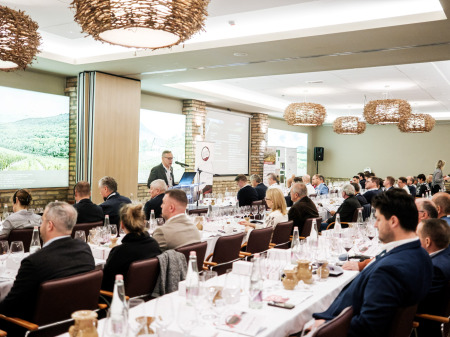 Konferencia terem- Bock Hotel Ermitage