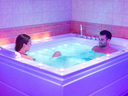 Wellness - Bock Hotel Ermitage - Jacuzzi